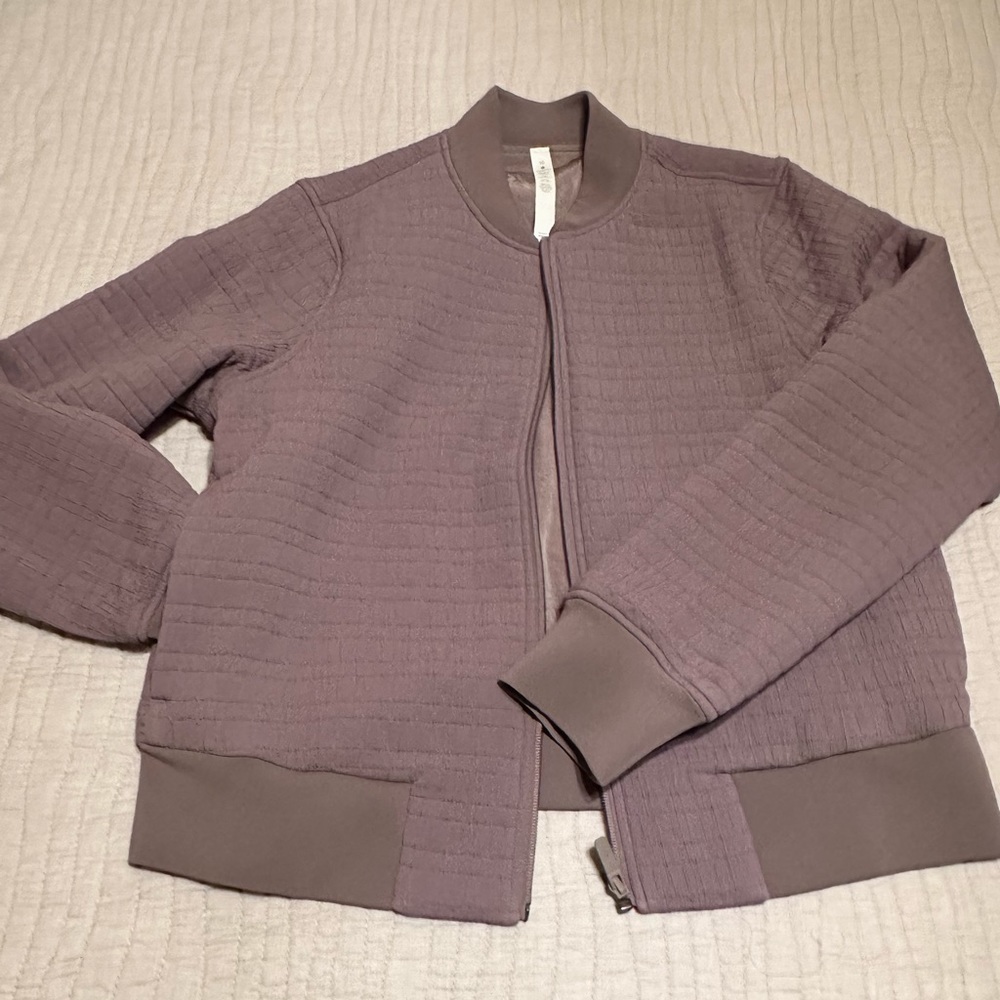Lulu bomber jacket size 10 quilted like new
